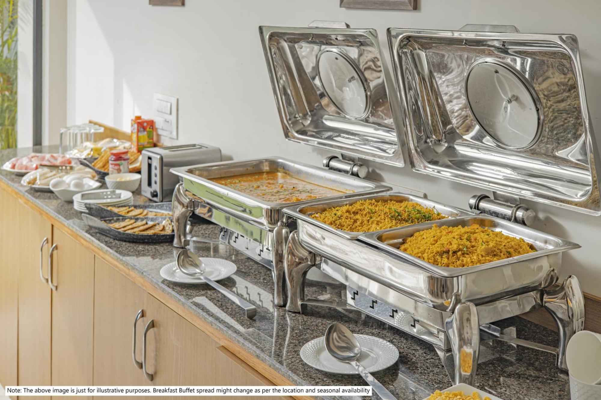 Itsy Hotels Anjali Mahal, 500 Mtrs From Mathura Railway Station エクステリア 写真